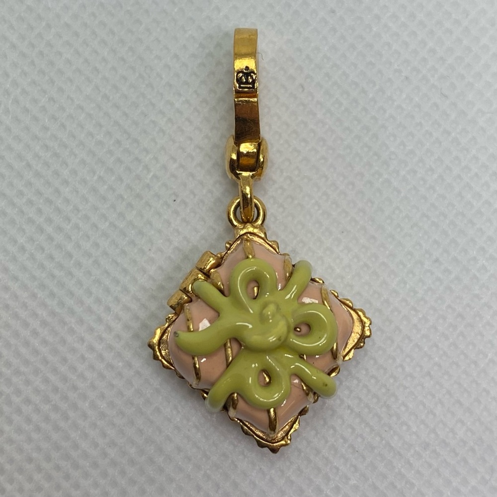 Juicy Couture Petit Fours Charm - Picture 2 of 6